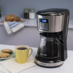 CAFETERA BLACK DECKER 12 TAZAS PROGRAMABLE DIGITAL CON JARRA DE VIDRIO NEGRA