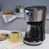 CAFETERA BLACK DECKER 12 TAZAS PROGRAMABLE DIGITAL CON JARRA DE VIDRIO NEGRA